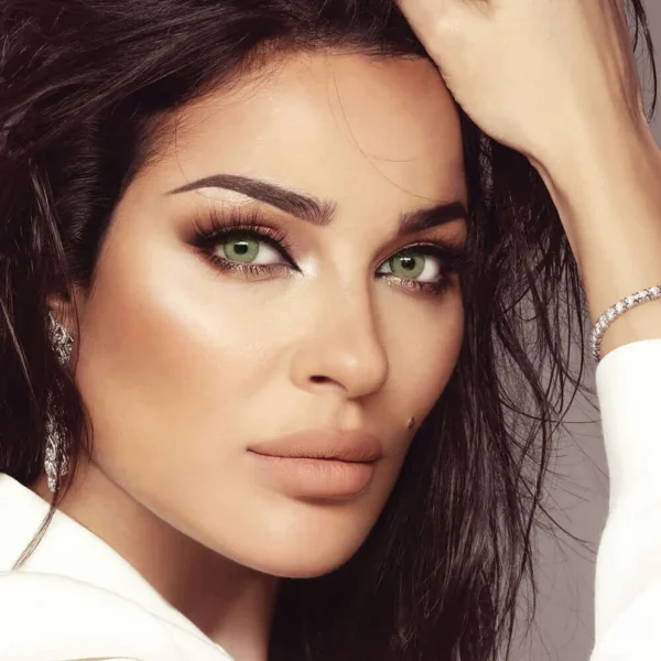 Elit-Emerald Green Contact Lenses - Image 2